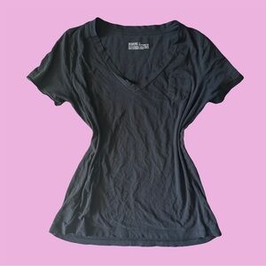 mossimo supply co boyfriend fit vneck tee